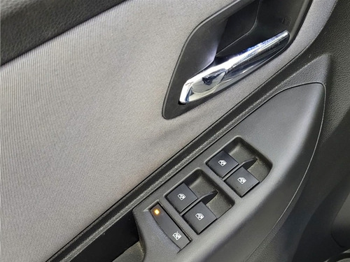 Imagem 6 de 14 de Chevrolet Spin 1.8 Activ7 8v Flex 4p Automático