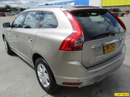 Volvo Xc60 2.5 T5 Awd Momentum