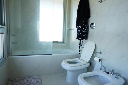 Excelente 3 Ambientes Con Cochera Piso 15. Imponente Vista