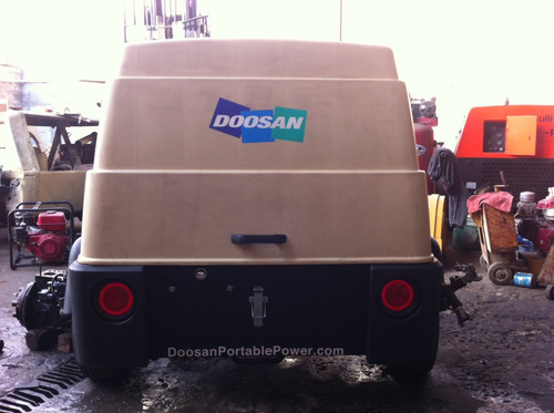 Imagen 6 de 13 de Compresores Irdoosan 664hrs 2014 185pcm Impecables Garantia3
