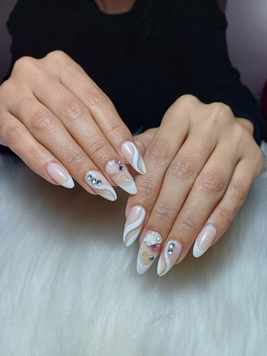 Uñas Esculpidas Sofgel Esmaltado Semi