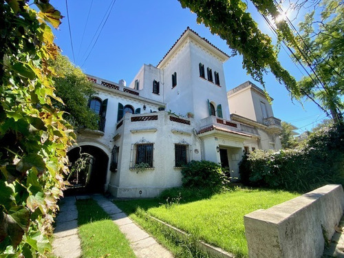 Casa De Estilo En Corazón Del Prado
