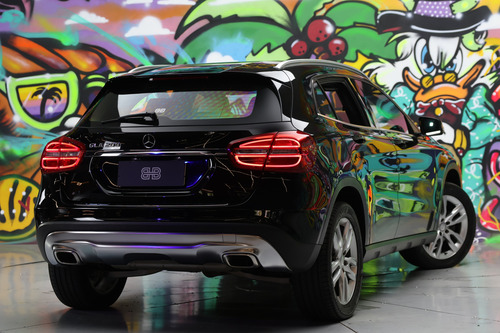 Mercedes-Benz Classe GLA 1.6 Style Turbo Flex 5p