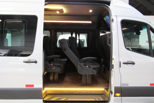 Imagem 9 de 14 de Mercedes-benz Sprinter 416 T.a E.l 21/22 19l Exec Higtec Pra