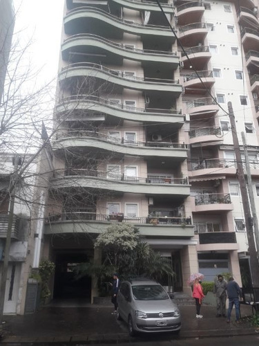 Imagen 1 de 14 de Departamento En Venta En Lanus Oeste