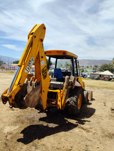 Retroexcavadora Jcb 2006