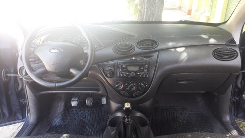 Ford Focus 1.8 I Ambiente Mp3 2008