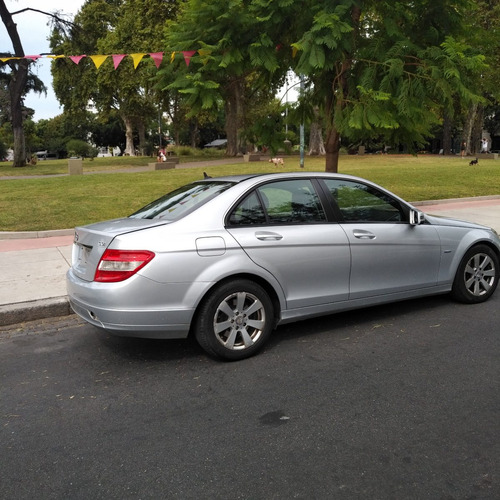 Mercedes-benz C200 Cgi At Blue Efficiency