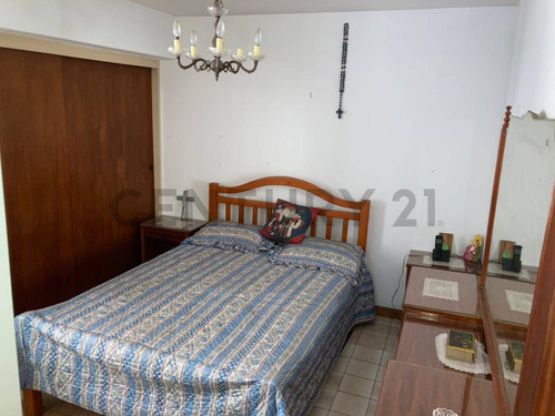 Apartamento En Venta Av. O Higgins La Paz El Paraíso
