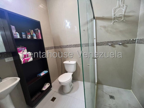 Ccasa En Venta En Turmero Urb La Providencia Zp