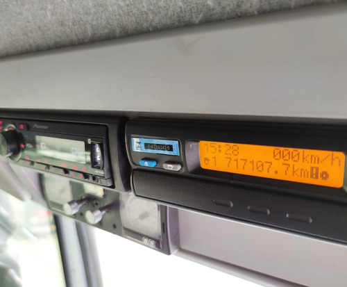 Imagem 10 de 13 de Iveco Stralis 480 6x4 2013