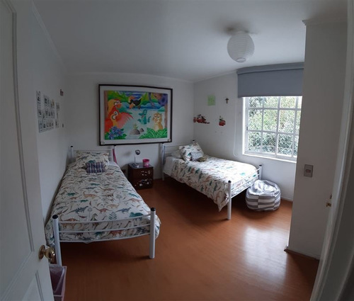 Imagen 9 de 20 de Casa En Venta De 6 Dorm. En San Carlos De Apoquindo