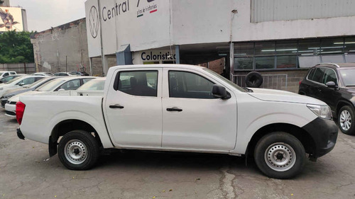 Nissan NP300 2.4 Doble Cabina Se Aa Pack Seg Mt