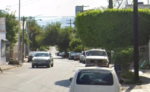 Sk01- Casa En Remate Bancario En C. Aquiles Serdan, Buenos Aires, Monterrey, Nl. (65% Debajo De Su Valor Comercial, Solo Recursos Propios)