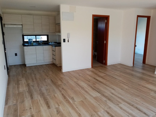 Imagen 6 de 12 de Apartamentos Con Renta Asegurada