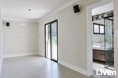 Imagem 9 de 23 de Excelente Casa Com Arquitetura Contemporânea No Jardim Das Colinas! - So0721