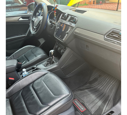 Volkswagen Tiguan 1.4 R line