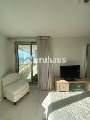 Alquiler Apartamento Cuatro Dormitorios Playa Brava Forest Tower I