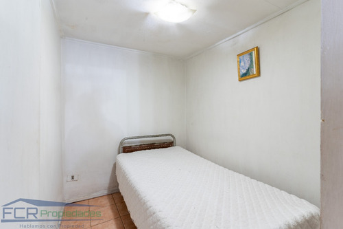 Excelente Casa 3 D 1 B Con Local Comercial Y Estacionamiento