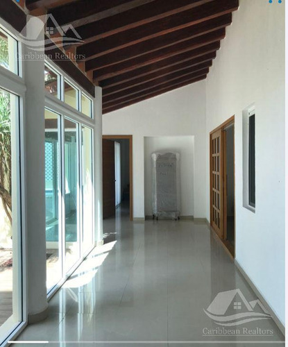 Imagen 3 de 11 de Casa En Venta En Lagos Del Sol Cancun B-alrz5009