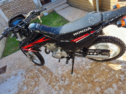 Imagen 16 de 17 de Honda Tornado 250 Cc