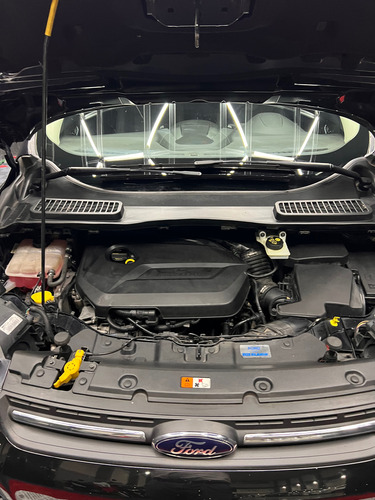 Ford Kuga 1.6 Sel 6mt Fwd T 150 Cv