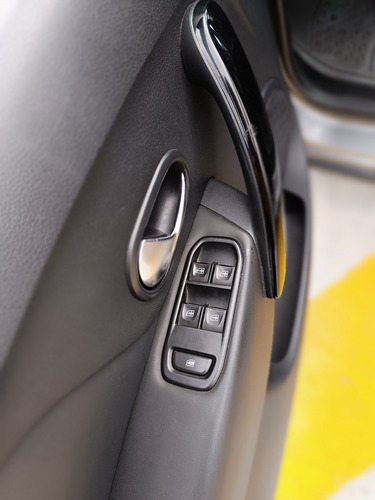 Renault Stepway Intens Fase Ii Modelo 2022 Cilindraje 1.6