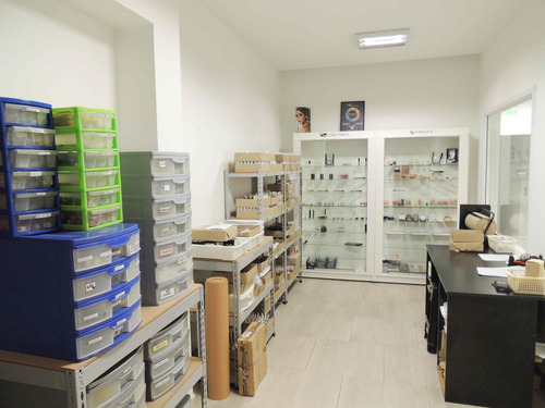 Venta Edificio Comercial En Esq. Lomas Del Mirador