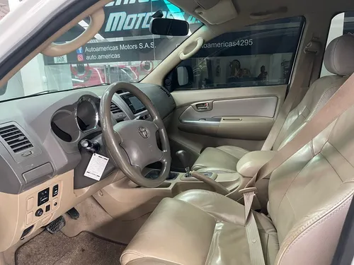 Toyota Fortuner 2.7l 4x4