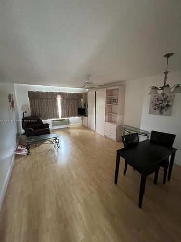 Casa En Venta - Estudio - 1 Baño - 42mts2 - Lauderhill, Browar, Florida, Usa