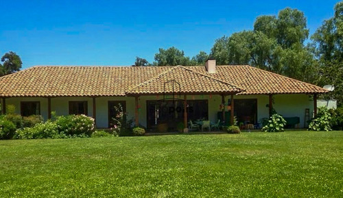 Casa Estilo Chileno En Santa Amalia 3d&2b Piscina Y Quincho