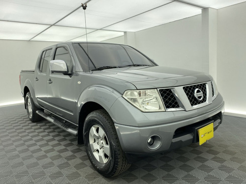 Imagen 2 de 25 de Nissan Navara High Lujo Le 2.5 Turbo