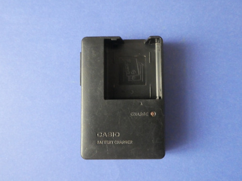 Cargador Casio Bc-130l  , 4.2v. Original