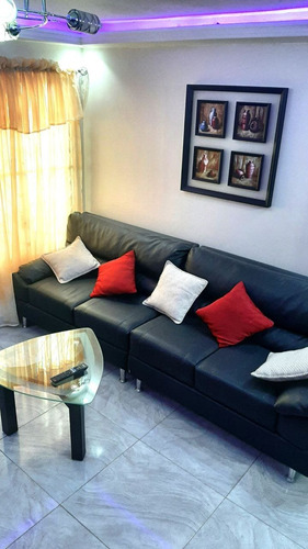 Imagen 5 de 12 de Exclusivo Y Moderno Townhouse En Ciudad Real