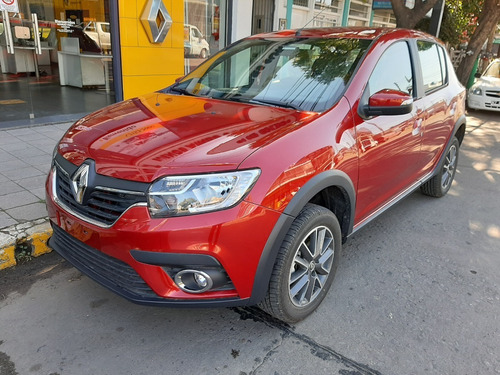 Renault Sandero Intens 1.6 Nafta 0km