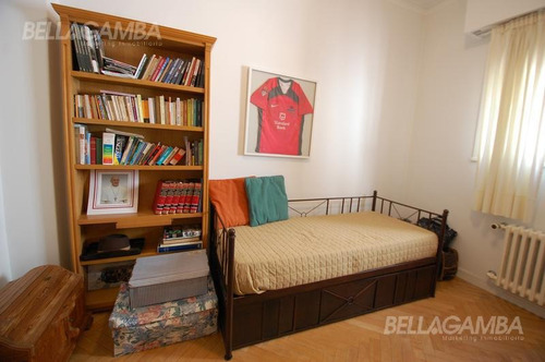Imagen 20 de 26 de Muy Lindo Chalet En Dos Plantas Con Hermoso Pulmón. Excelente Zona Residencial.