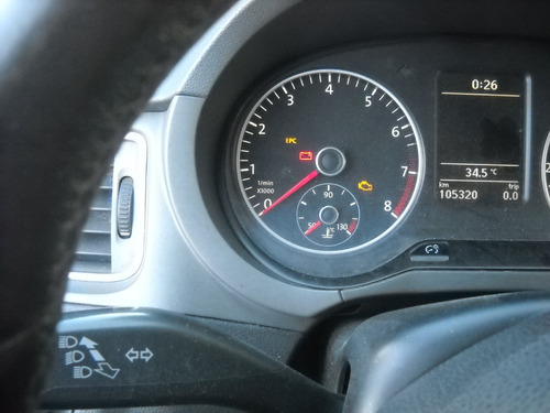 Volkswagen Suran 1.6 Highline 101cv Cuero