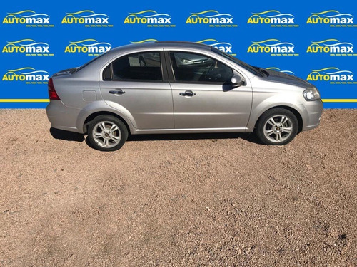 Chevrolet Aveo Sedan 2010
