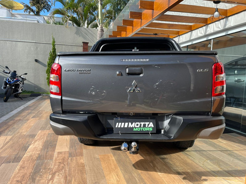Mitsubishi L200 2.4 Triton Outdoor Gls Cab. Dupla 4X4 Aut. 4P
