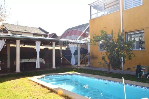 Dos Casas En Un Terreno De 452 M2 En Ñuñoa
