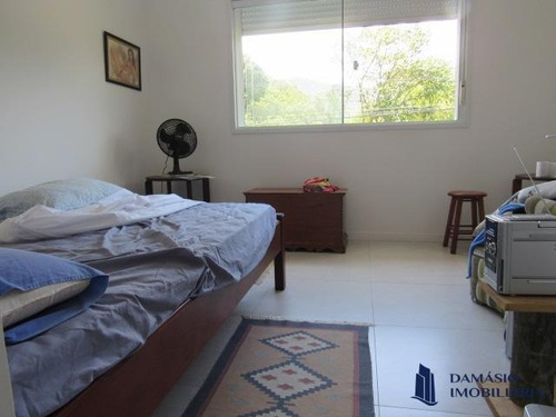 Linda Casa 3 Quartos Com 1 Suíte Master Na Praia Dos Açores. - Vcr0155