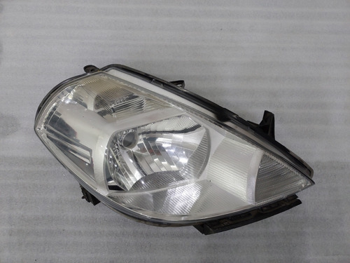 Faro Nissan Tiida 2007 2008 2009 2010 2011 2012 2015 Detalle