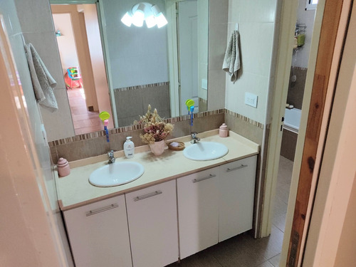 Imagen 9 de 14 de Ph 4amb En Venta En Versalles Con Patio Con Parrilla Nuevo