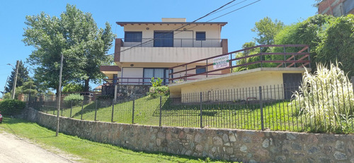 Casa En Venta En Playas De Oro Villa Carlos Paz , Escritura , Apto Crédito Hipotecario