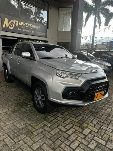 JMC Vigus 2.4 MT 4x4 Diesel