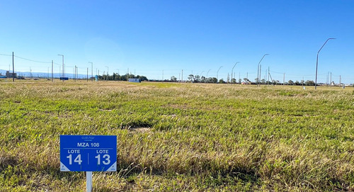 Terreno En Cuestas De Manantiales, 300m2  Posesión Inmediata 