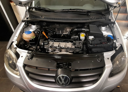 Volkswagen Suran 1.6 Comfortline 101cv 11a 2010
