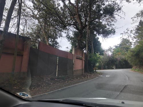 Imagen 2 de 11 de Gran Terreno 1050m²-carretera Alto Hatillo-c.ciega-vista-hatillo-if