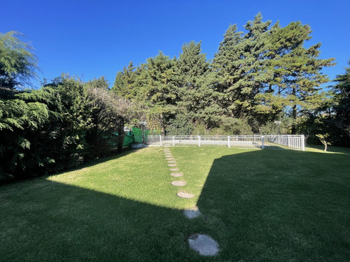 Venta De Casa En Barrio Privado Brickland