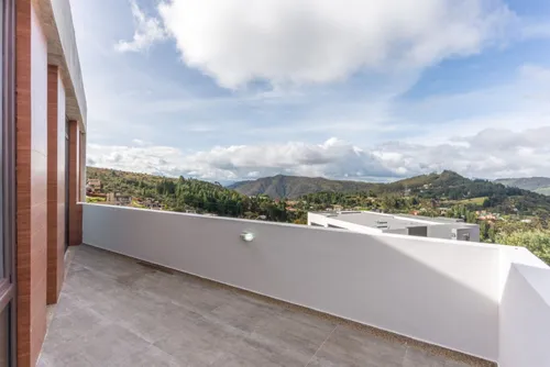 Casa En Venta En Bosques De Encenillo. Cod V4707